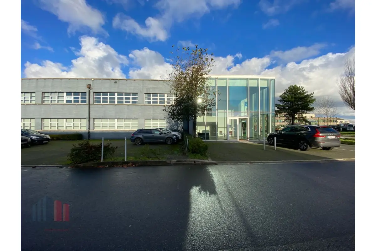 Handelszaak te  huur in Brugge 8000 735.00€  slaapkamers 59.00m² - Zoekertje 615147