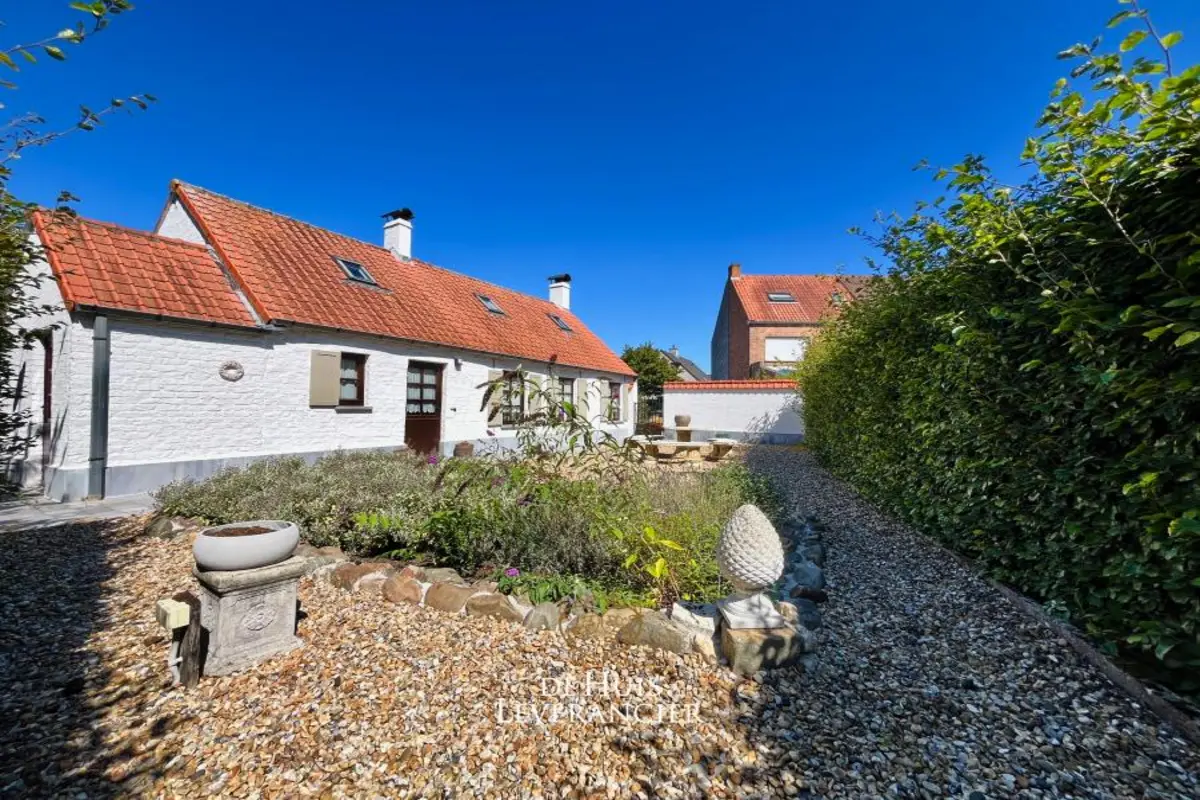 Huis te  koop in Koksijde 8670 497200.00€ 3 slaapkamers 142.00m² - Zoekertje 616140