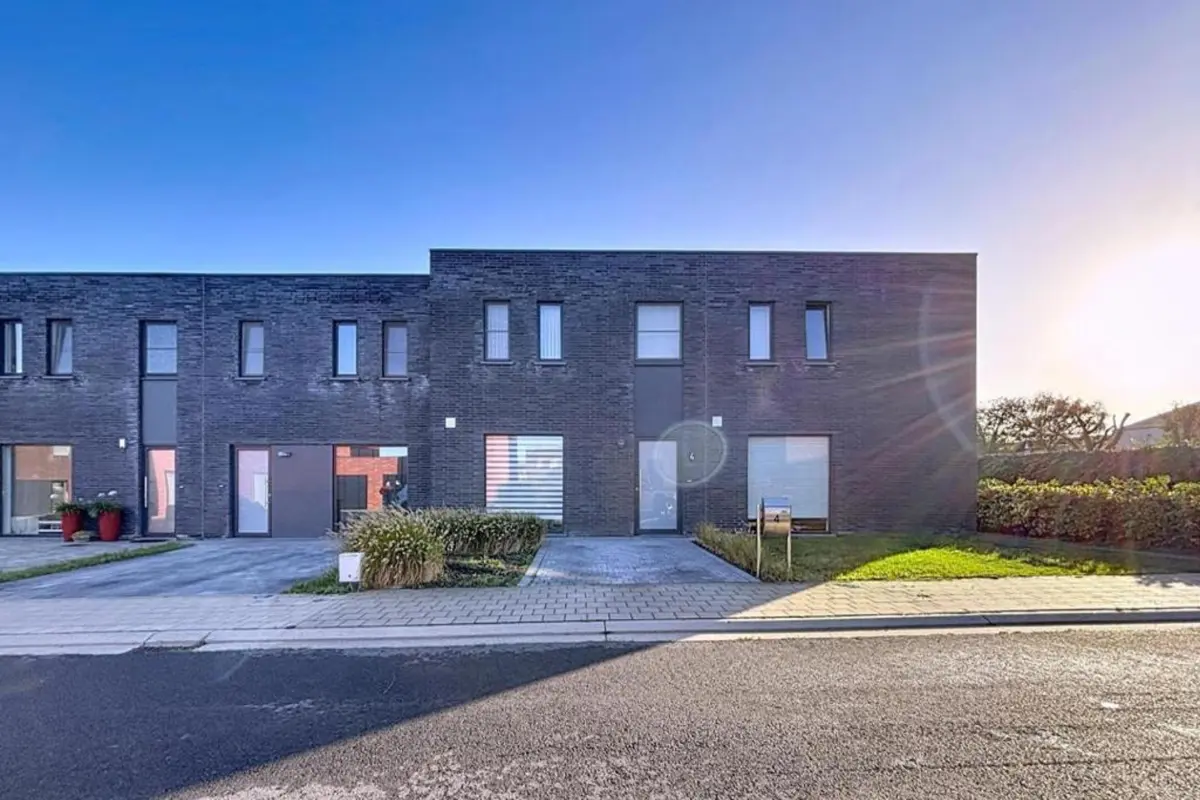 Huis te  koop in Kortemark 8610 289000.00€ 3 slaapkamers 108.00m² - Zoekertje 616397