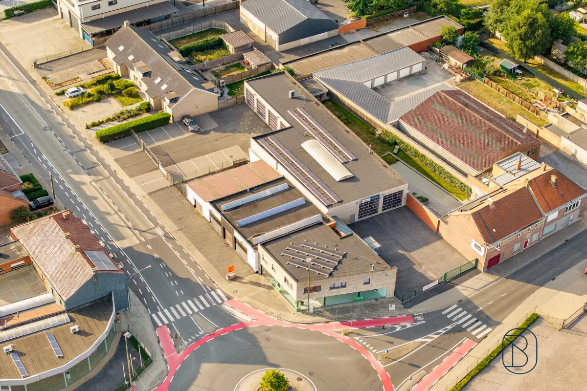 Huis te koop in Menen 8930 575000.00€ 1 slaapkamers 502.00m² - Zoekertje 617075