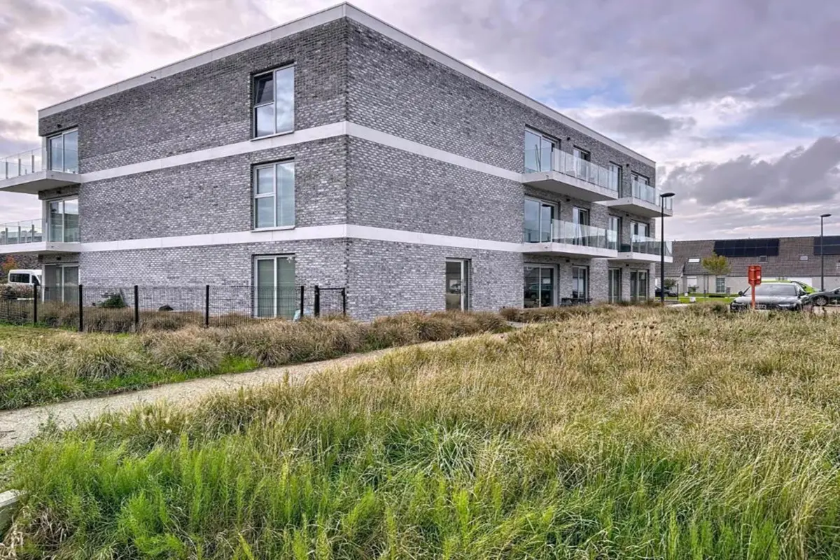 Appartement te koop in Harelbeke 8530 198000.00€ 1 slaapkamers 67.00m² - Zoekertje 617062