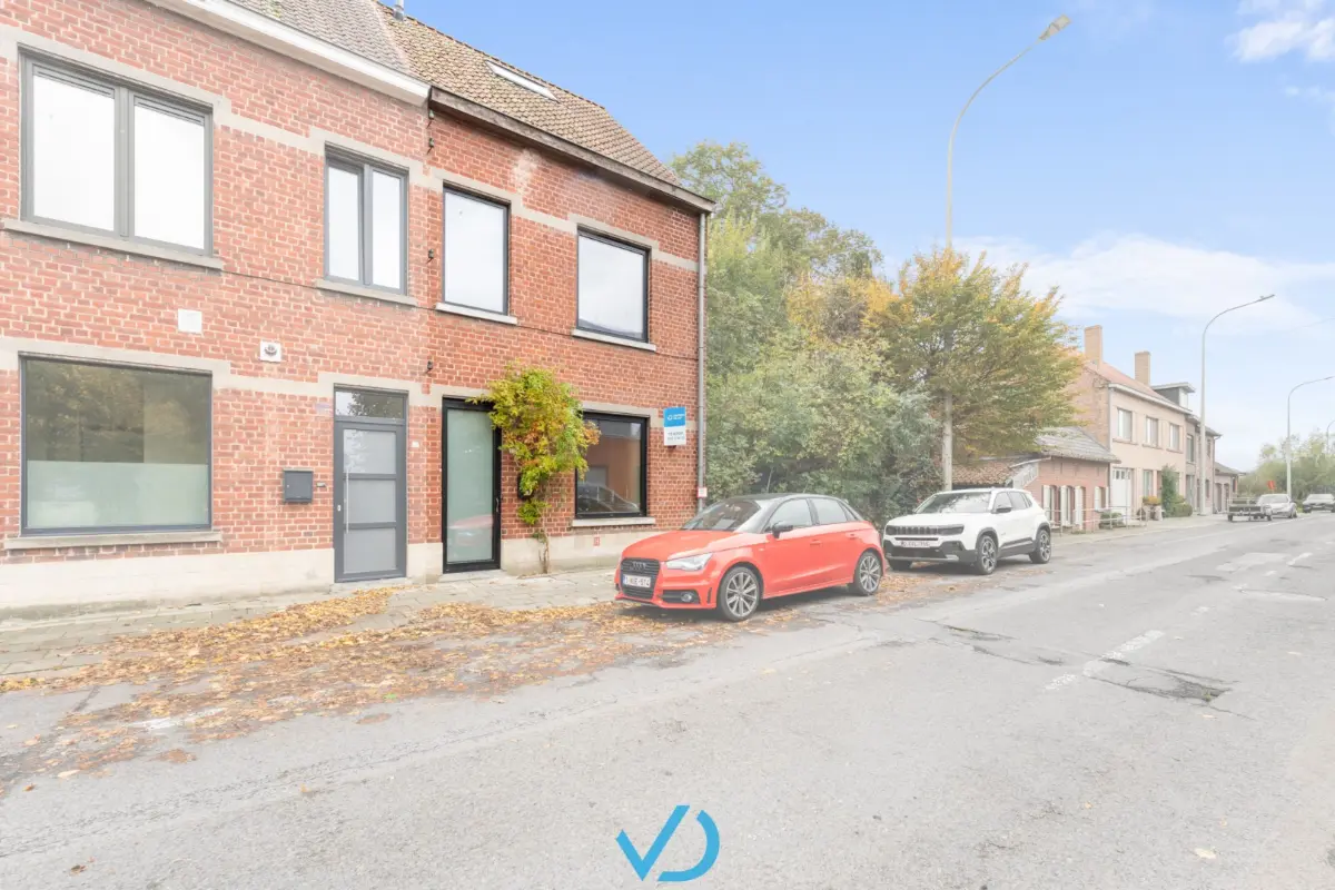 Huis te  koop in Ieper 8900 259000.00€ 2 slaapkamers 111.00m² - Zoekertje 617495