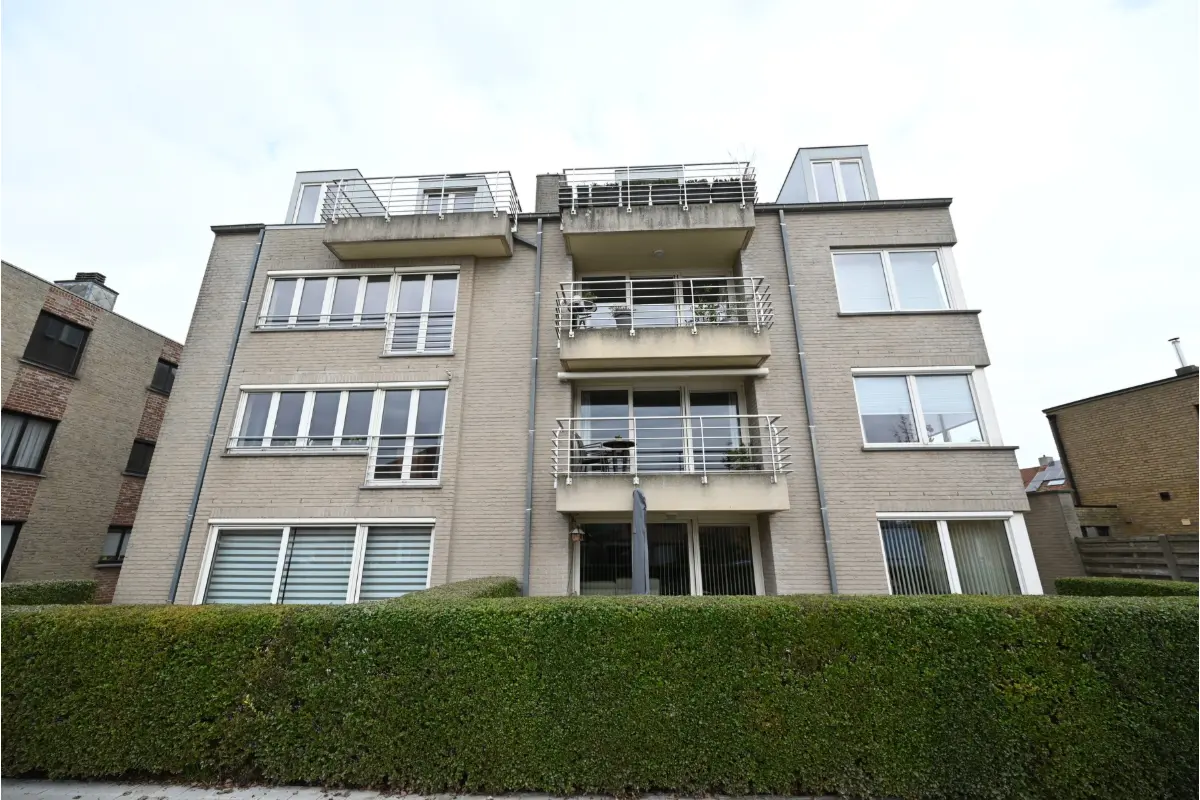 Appartement te  huur in Sint-Kruis 8310 990.00€ 3 slaapkamers 103.00m² - Zoekertje 619259
