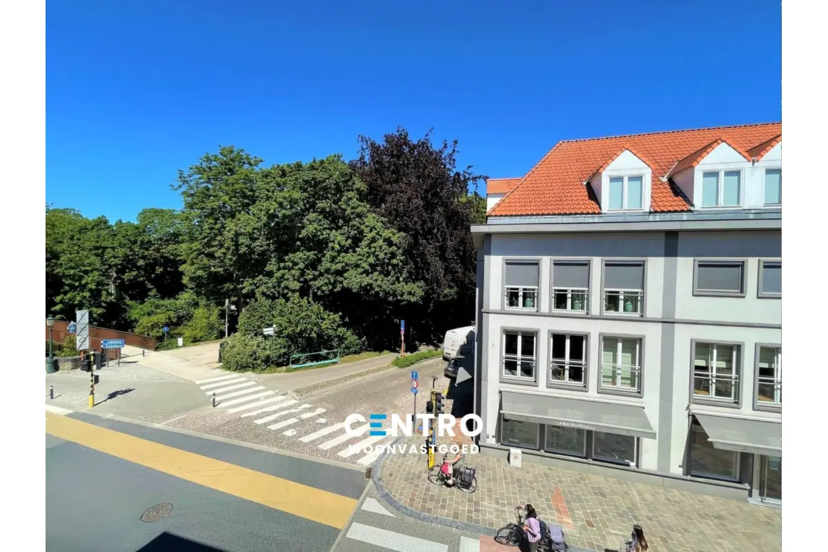 Handelszaak te  koop in Brugge 8000 239000.00€  slaapkamers 75.00m² - Zoekertje 618208