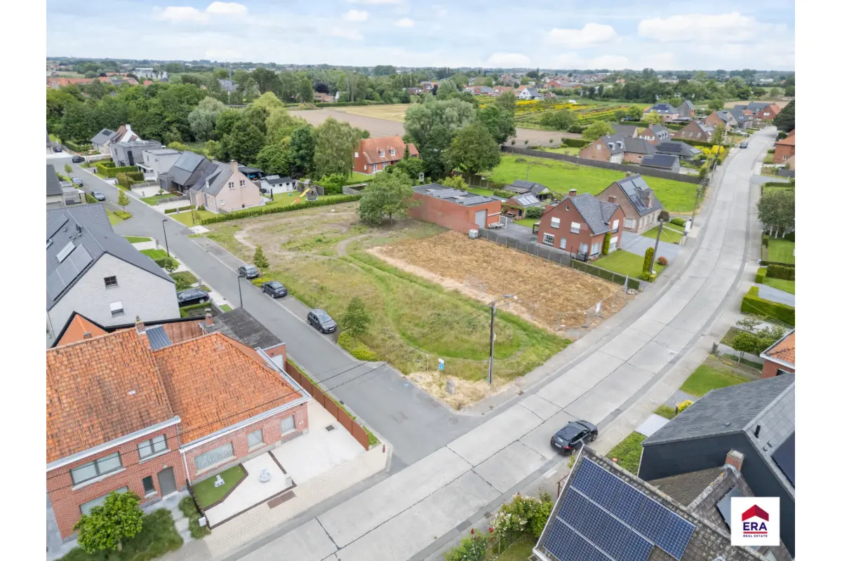 Grond te  koop in Oostrozebeke 8780 148000.00€  slaapkamers m² - Zoekertje 621134