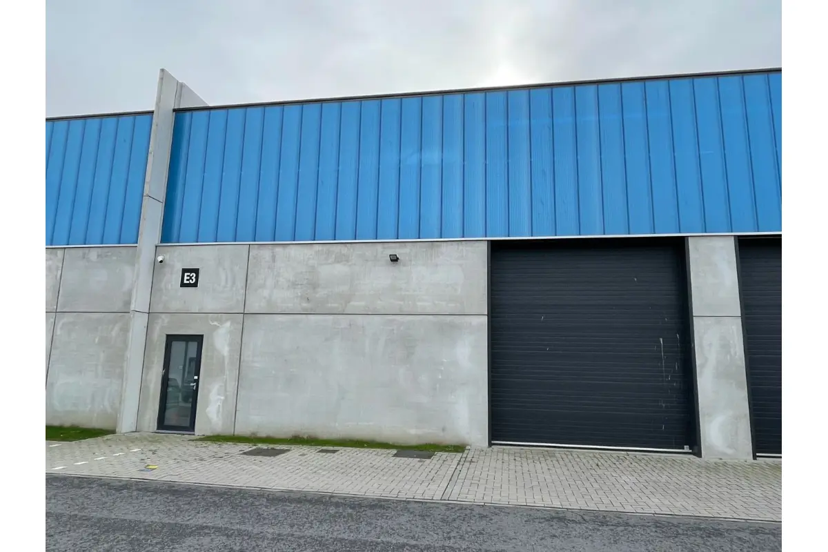 Handelszaak te  huur in Oostende 8400 900.00€  slaapkamers 191.00m² - Zoekertje 620382