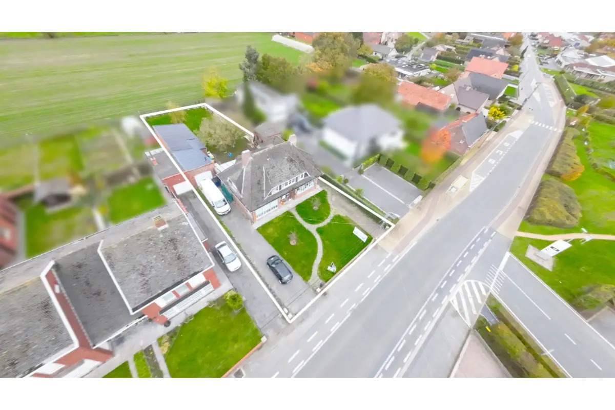 Huis te  koop in Lichtervelde 8810 515000.00€ 4 slaapkamers 204.00m² - Zoekertje 622230