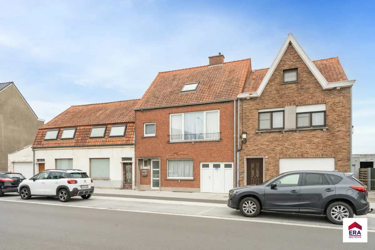 Huis te  koop in Tielt 8700 275000.00€ 2 slaapkamers 201.00m² - Zoekertje 622685