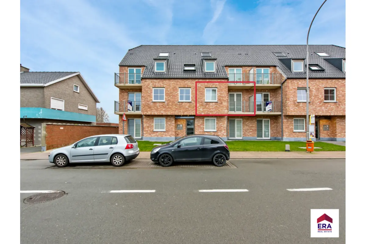 Appartement te  koop in Oostrozebeke 8780 235000.00€ 2 slaapkamers 87.00m² - Zoekertje 623193