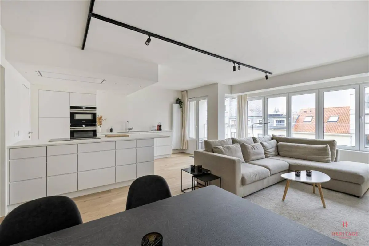 Appartement te  huur in Oostende 8400 1150.00€ 2 slaapkamers 94.00m² - Zoekertje 624993