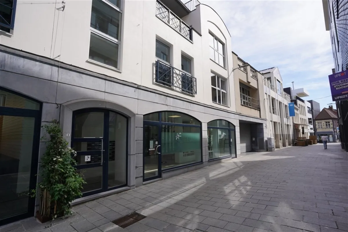 Appartement te  koop in Kortrijk 8500 315000.00€ 2 slaapkamers 114.00m² - Zoekertje 625233