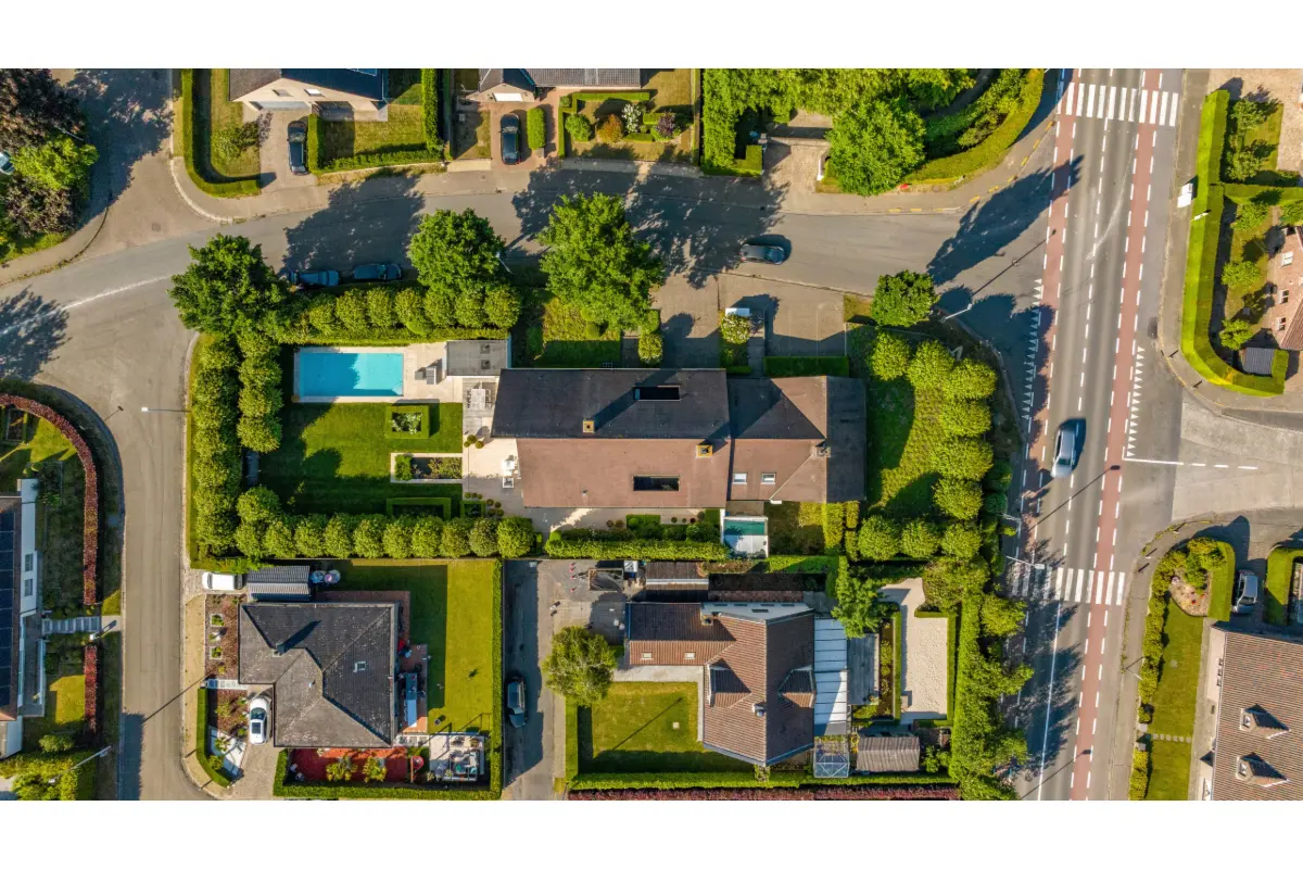 Huis te  koop in Bavikhove 8531 1149000.00€ 5 slaapkamers 490.00m² - Zoekertje 626263