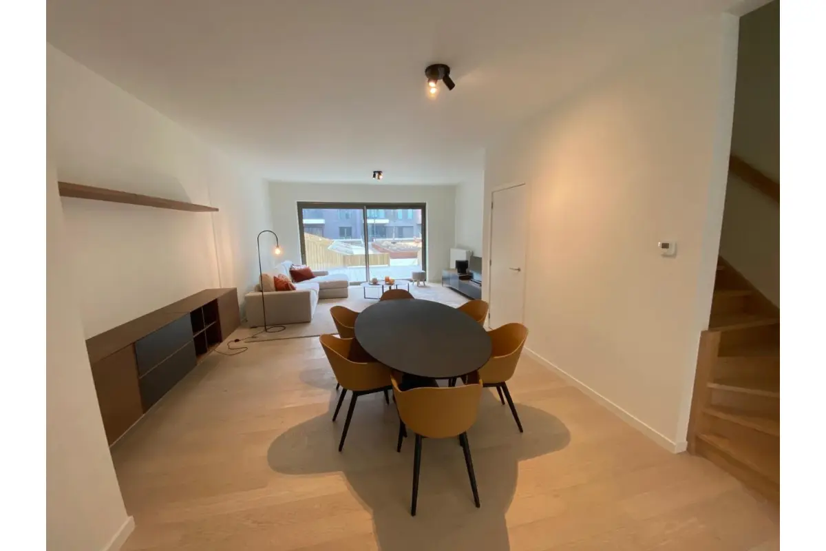 Duplex te  koop in Oostende 8400 475000.00€  slaapkamers m² - Zoekertje 625955