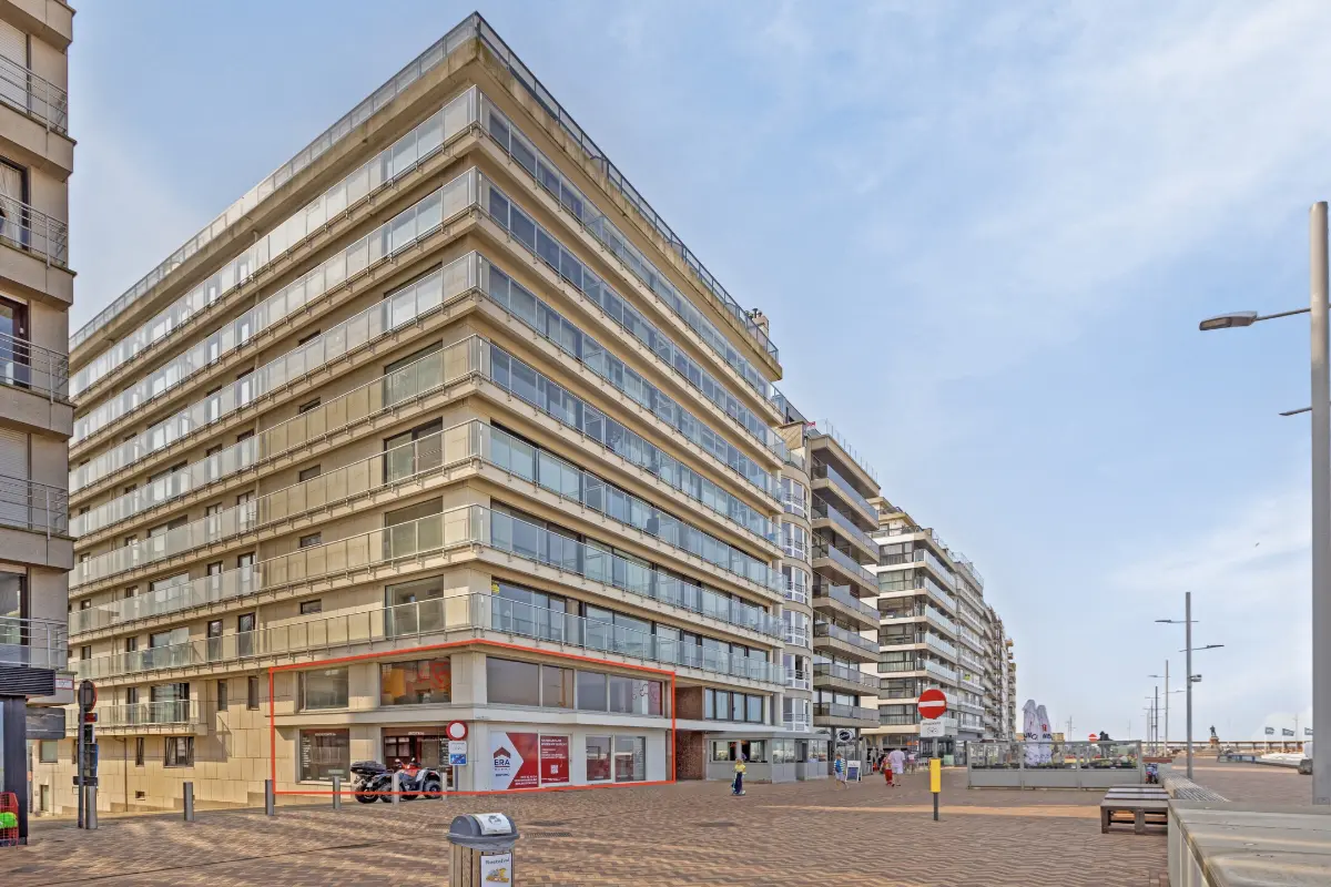 Handelszaak te  koop in Wenduine 8420 0.00€ 2 slaapkamers 224.00m² - Zoekertje 626193