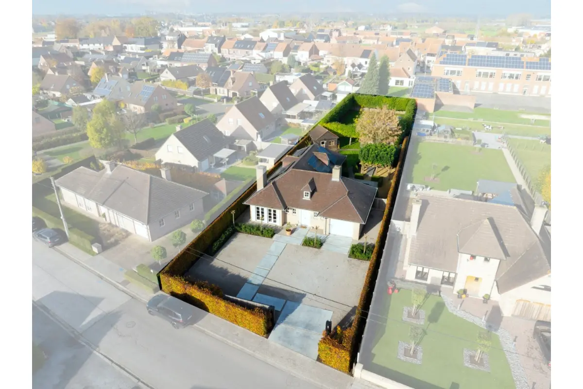Huis te  koop in Wielsbeke 8710 685000.00€ 4 slaapkamers 270.00m² - Zoekertje 626202