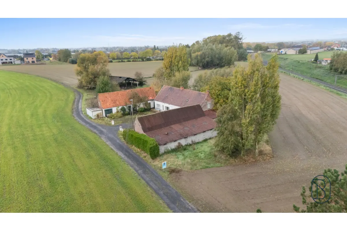 Bungalow te  koop in Anzegem 8570 440000.00€ 3 slaapkamers 200.00m² - Zoekertje 627513