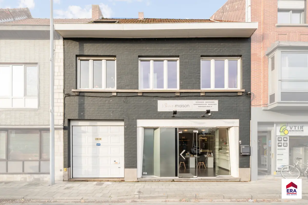 Huis te  koop in Ingelmunster 8770 315000.00€ 3 slaapkamers 261.00m² - Zoekertje 627504