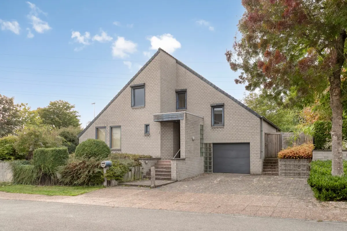 Huis te  koop in Kuurne 8520 425000.00€ 4 slaapkamers 278.00m² - Zoekertje 626790