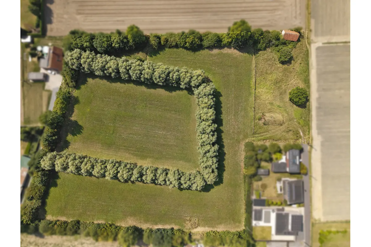 Grond te  koop in Izegem 8870 0.00€  slaapkamers m² - Zoekertje 628287