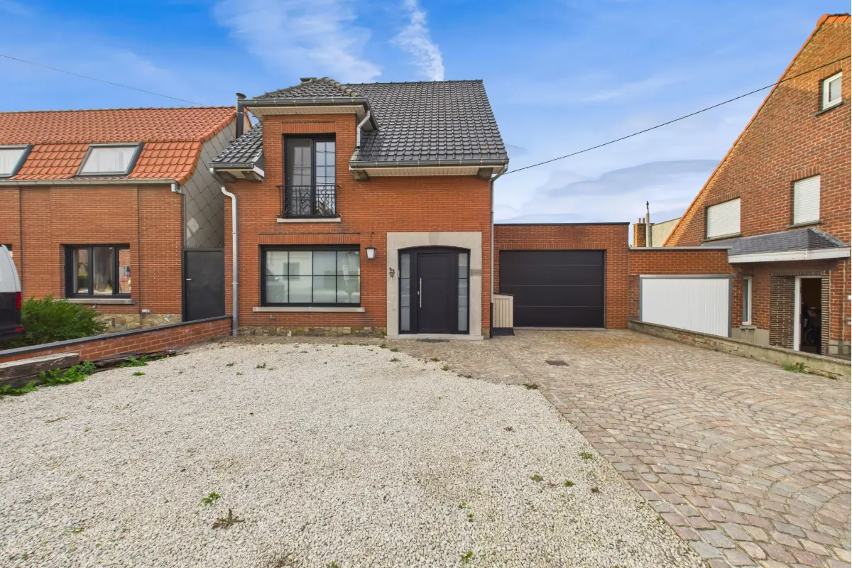 Huis te  koop in Lauwe 8930 324900.00€ 3 slaapkamers 196.00m² - Zoekertje 629050