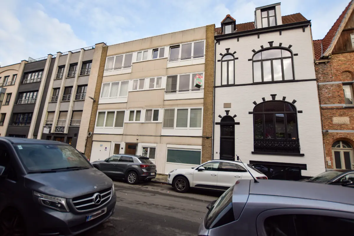 Appartement te  huur in Brugge 8000 850.00€ 2 slaapkamers 72.00m² - Zoekertje 629397