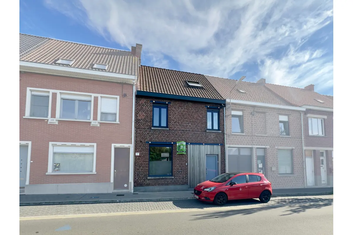 Huis te  koop in Rekkem 8930 219000.00€ 5 slaapkamers 140.00m² - Zoekertje 628475