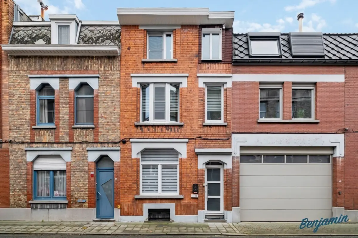 Huis te  koop in Menen 8930 269000.00€ 4 slaapkamers 170.00m² - Zoekertje 630096