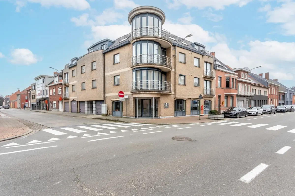 Appartement te  koop in Meulebeke 8760 199000.00€ 2 slaapkamers 103.00m² - Zoekertje 632637