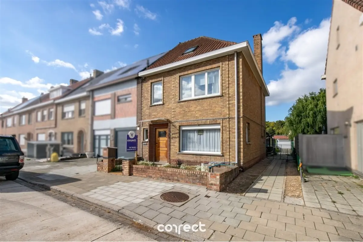 Huis te  koop in Sint-Kruis 8310 289000.00€ 4 slaapkamers 166.00m² - Zoekertje 631237