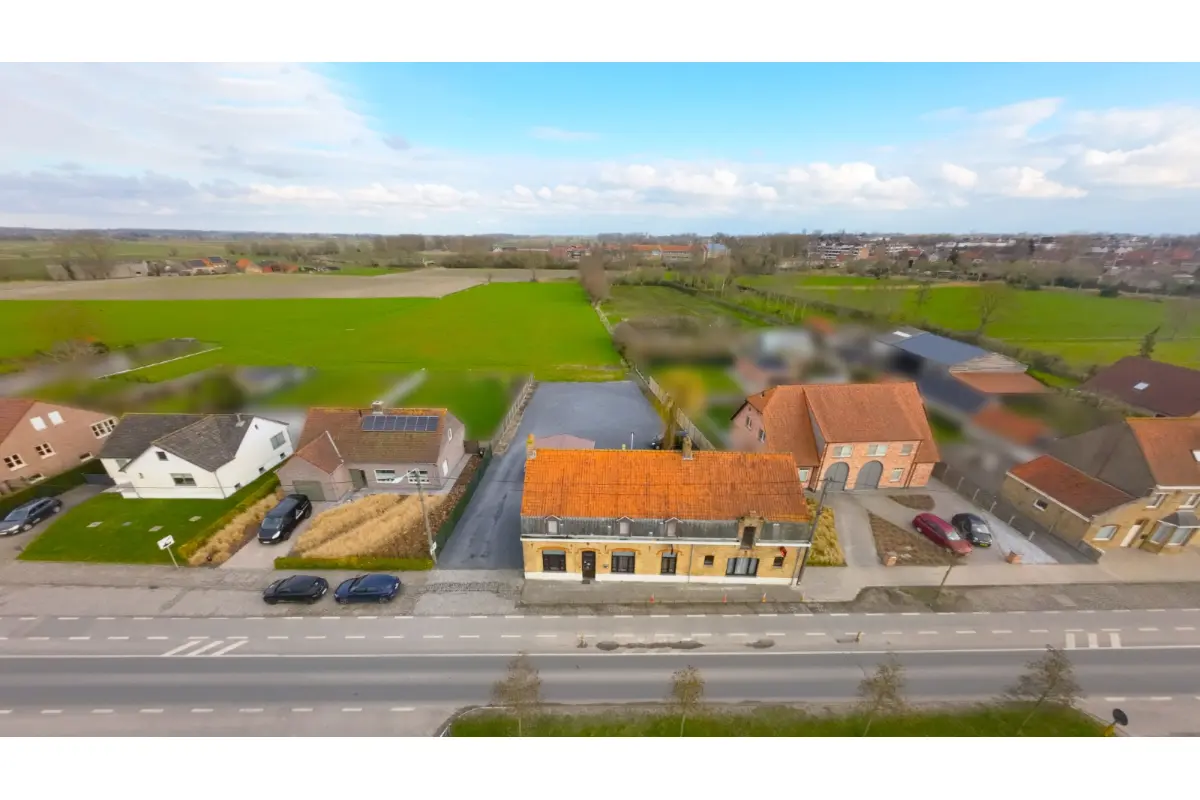 Huis te  koop in Diksmuide 8600 339000.00€ 3 slaapkamers 327.00m² - Zoekertje 630647