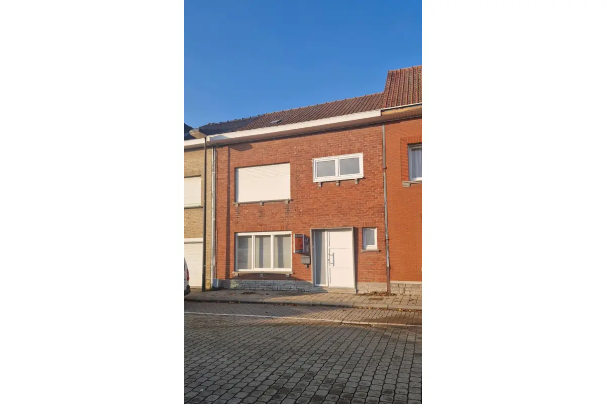 Huis te  koop in Wervik 8940 224000.00€ 3 slaapkamers m² - Zoekertje 631383