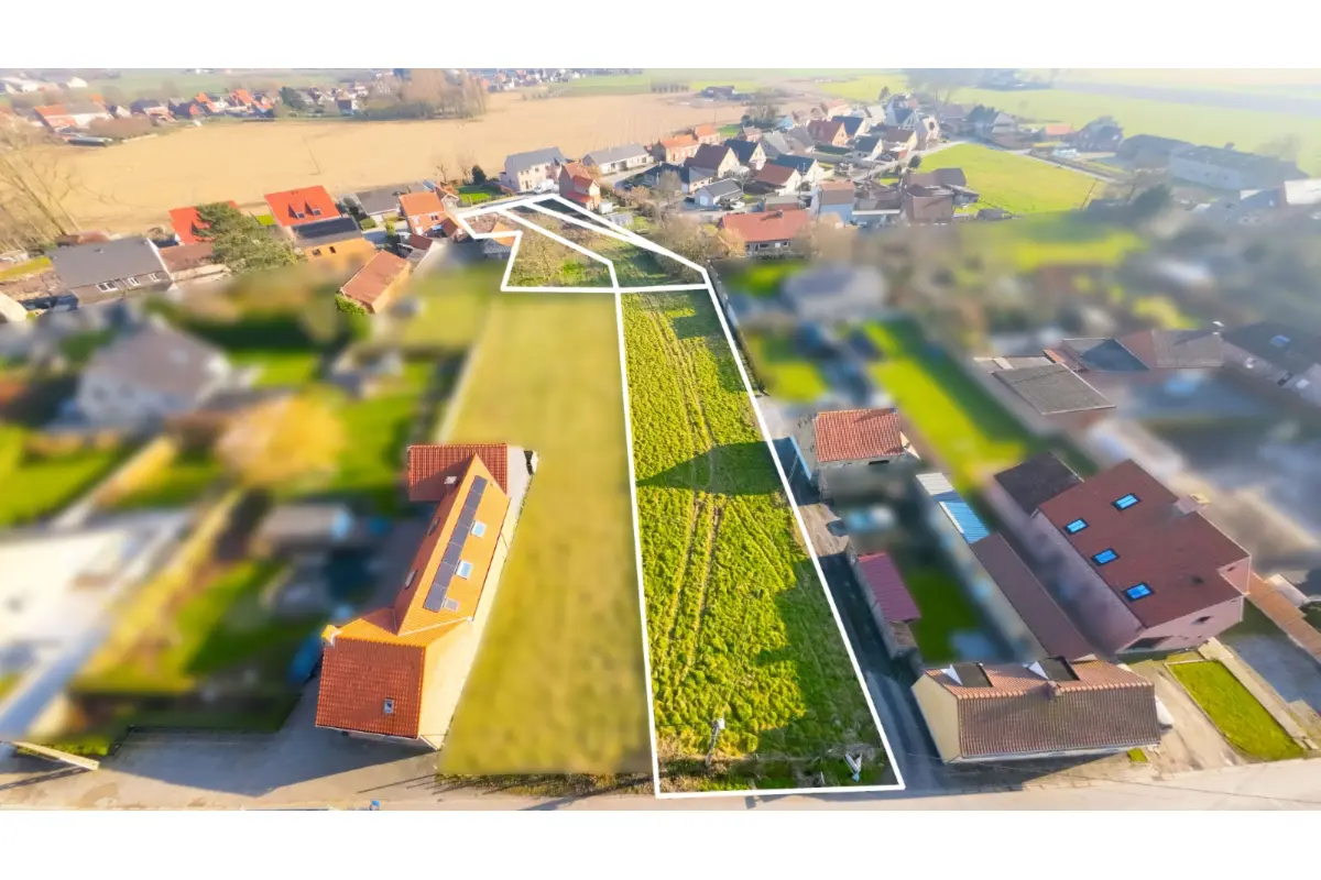 Appartementsgebouw te  koop in Bovekerke 8680 195000.00€ 3 slaapkamers 180.00m² - Zoekertje 631812