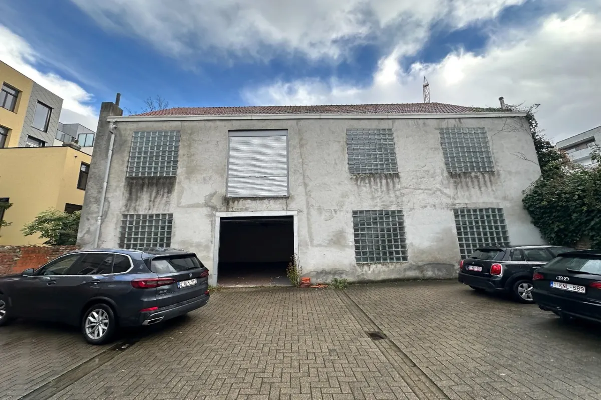 Handelszaak te  huur in Oostende 8400 600.00€  slaapkamers 198.00m² - Zoekertje 631718