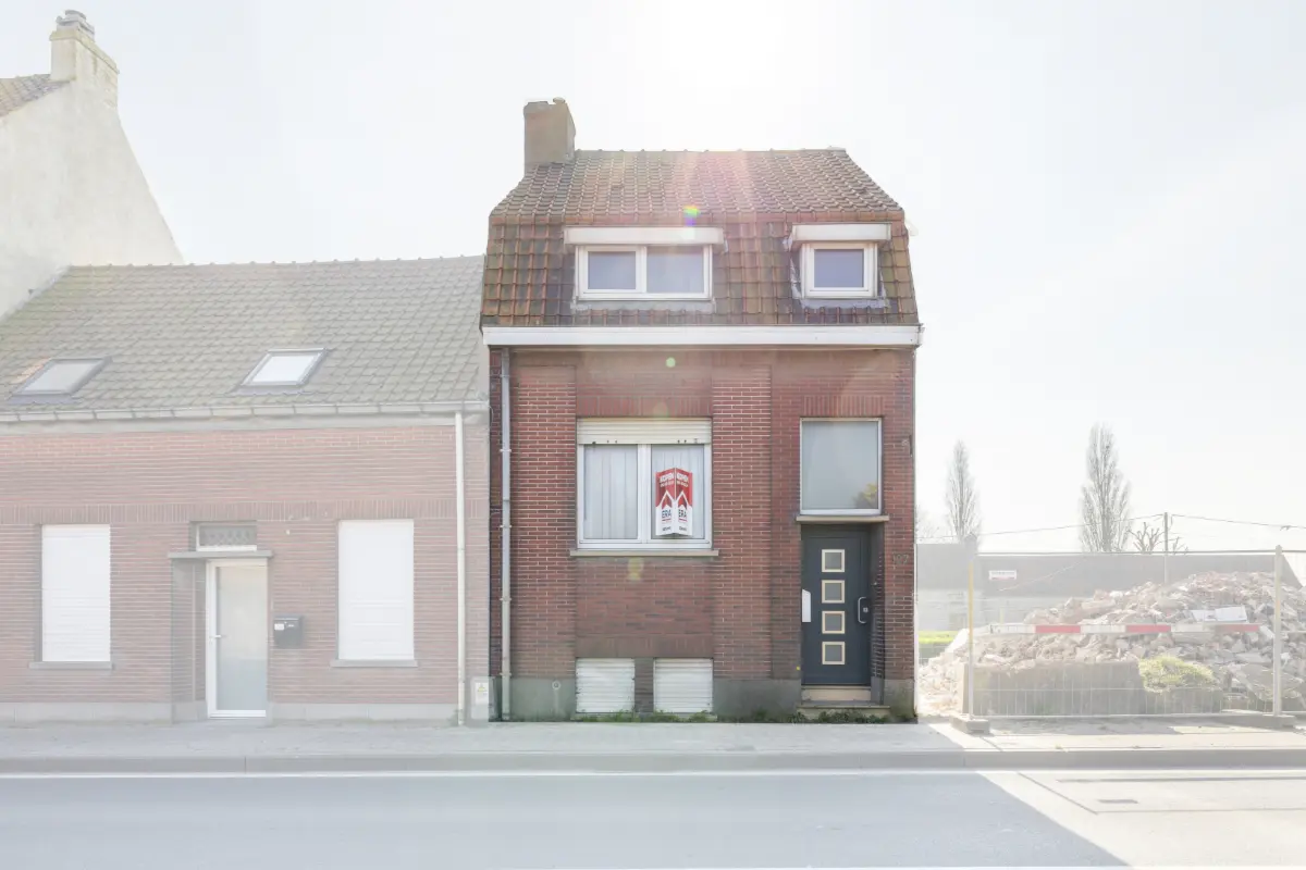 Huis te  koop in Oudenburg 8460 135000.00€ 3 slaapkamers 138.00m² - Zoekertje 632100