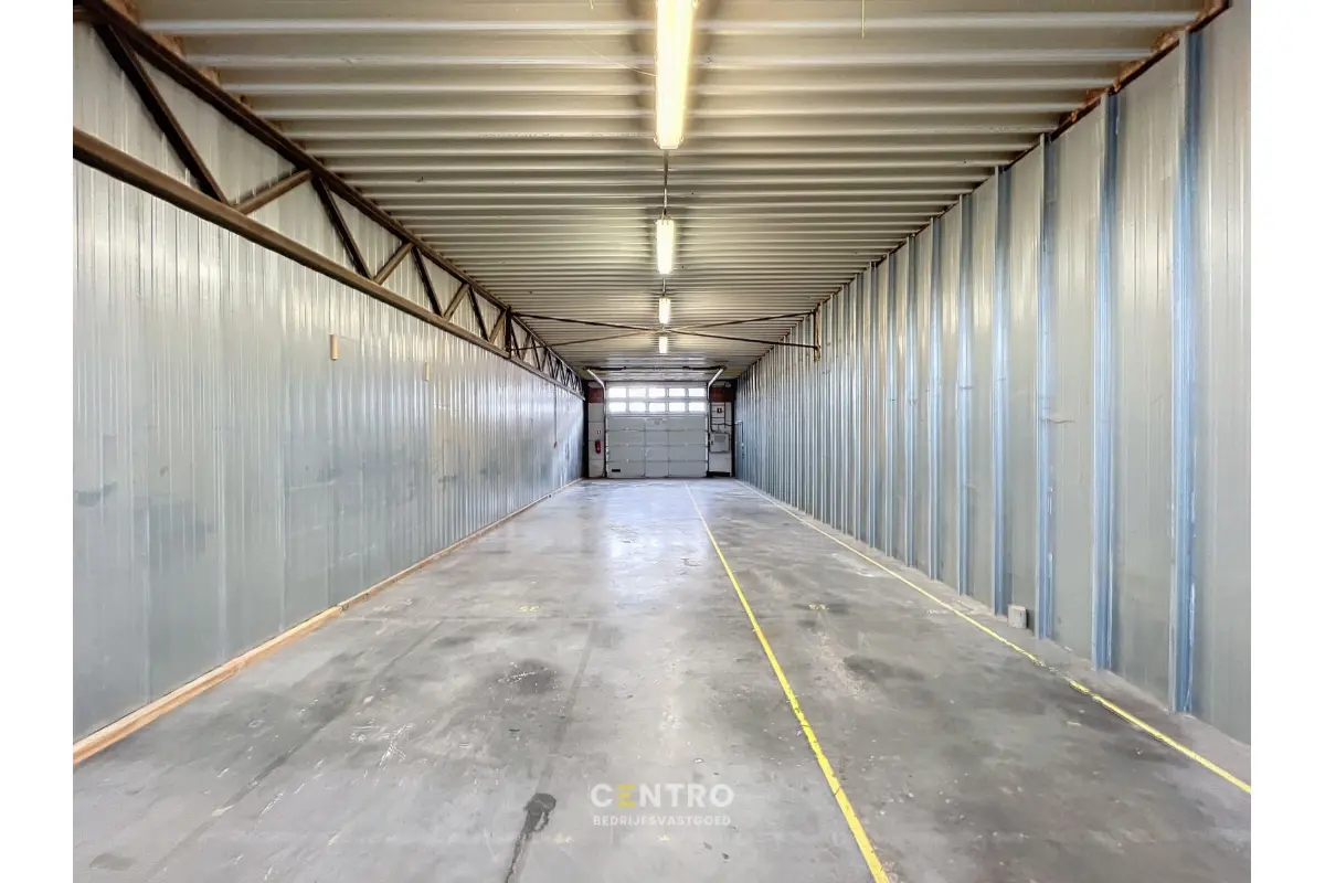 Handelszaak te  huur in Roeselare 8800 0.00€  slaapkamers 120.00m² - Zoekertje 631980