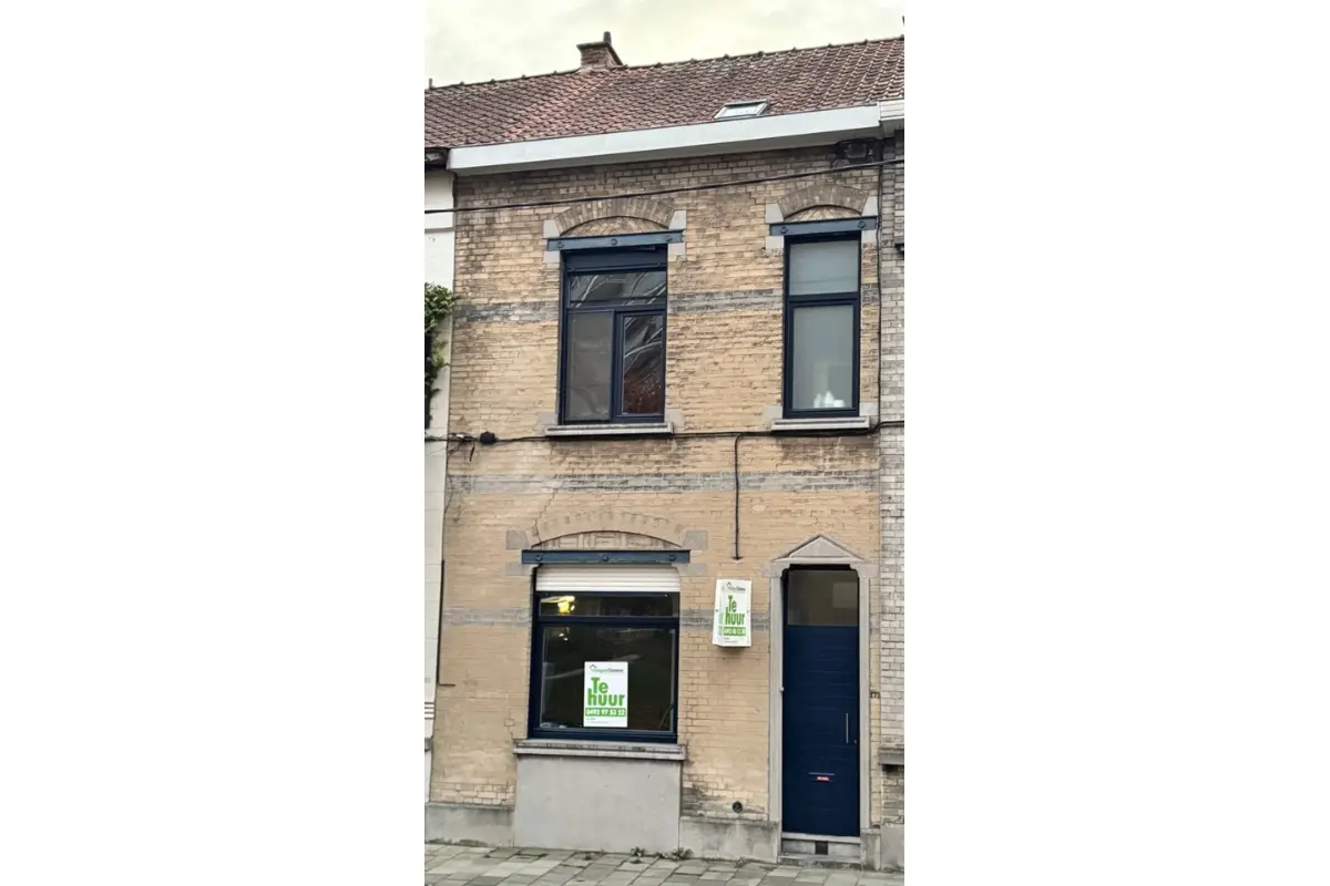 Huis te  huur in Roeselare 8800 875.00€ 2 slaapkamers m² - Zoekertje 633580