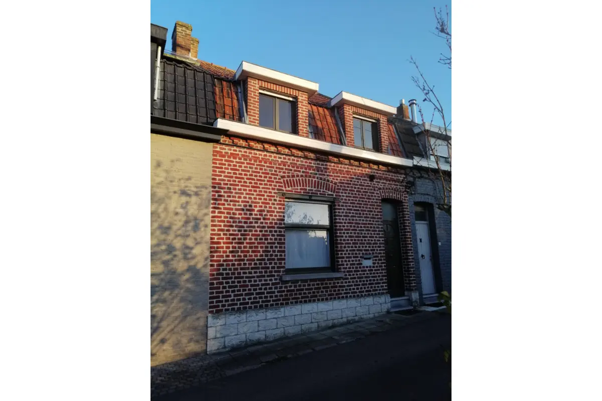 Huis te  koop in Sint-Denijs 8554 142000.00€ 3 slaapkamers m² - Zoekertje 632436