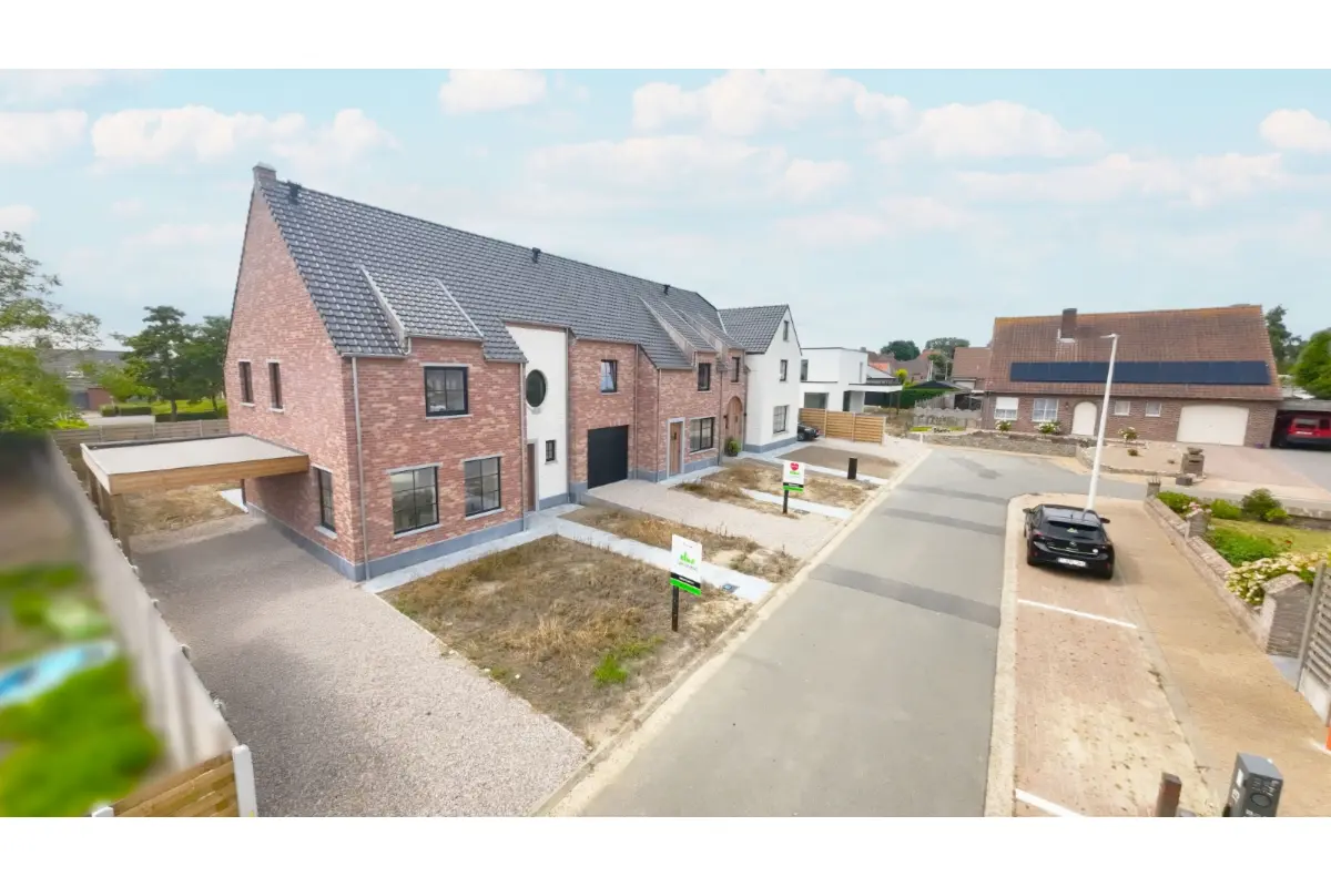 Appartementsgebouw te  koop in Klerken 8650 367000.00€ 4 slaapkamers 153.00m² - Zoekertje 631830