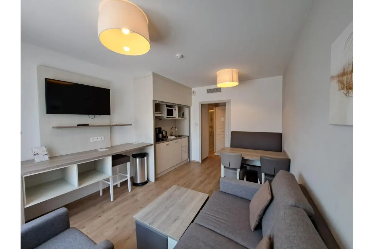 Appartementsgebouw te  koop in De Panne 8660 95000.00€ 2 slaapkamers 28.00m² - Zoekertje 631825