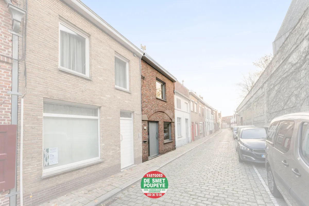 Huis te  koop in Brugge 8000 249000.00€ 2 slaapkamers 123.00m² - Zoekertje 633478