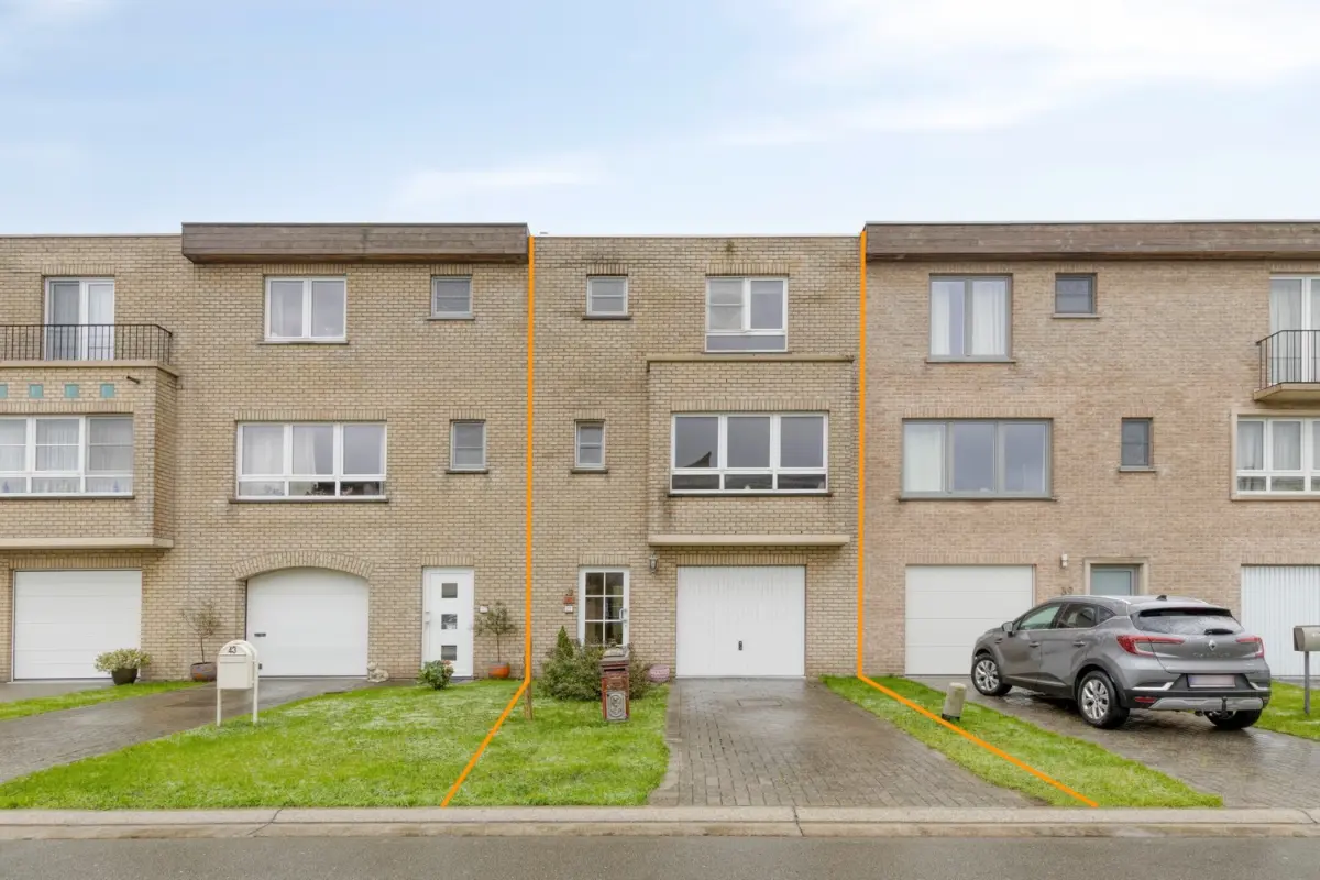 Huis te  koop in Wenduine 8420 349000.00€ 3 slaapkamers 151.00m² - Zoekertje 632838