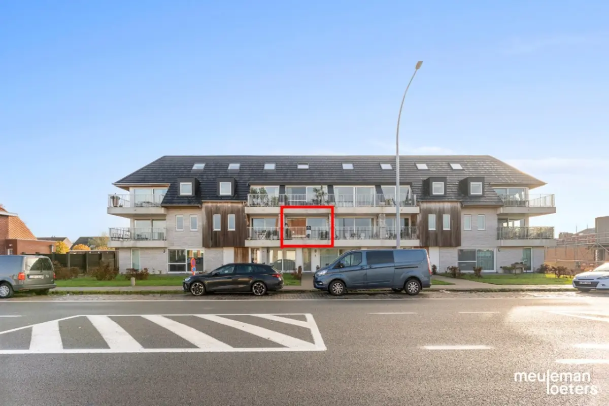 Appartement te  koop in Zedelgem 8210 320000.00€ 2 slaapkamers m² - Zoekertje 632701