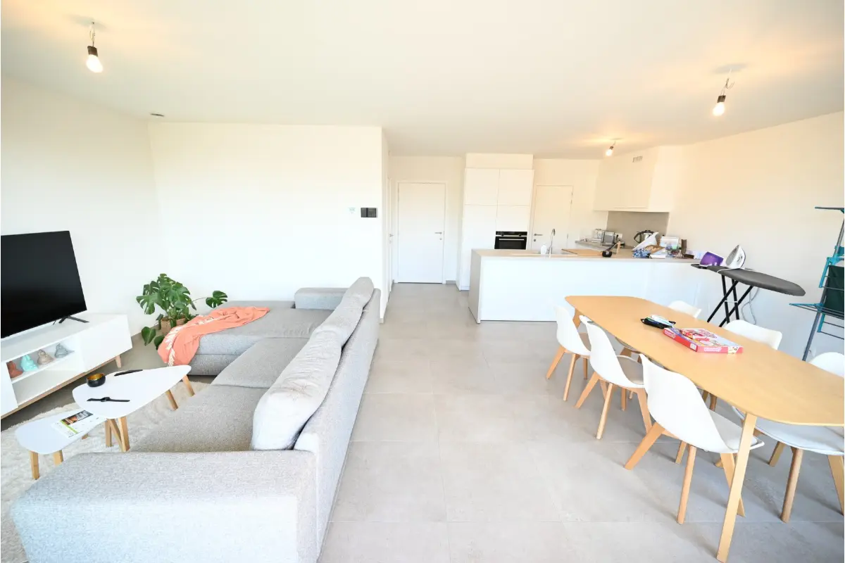 Appartement te  huur in Sint-Kruis 8310 1250.00€ 3 slaapkamers 110.00m² - Zoekertje 632730