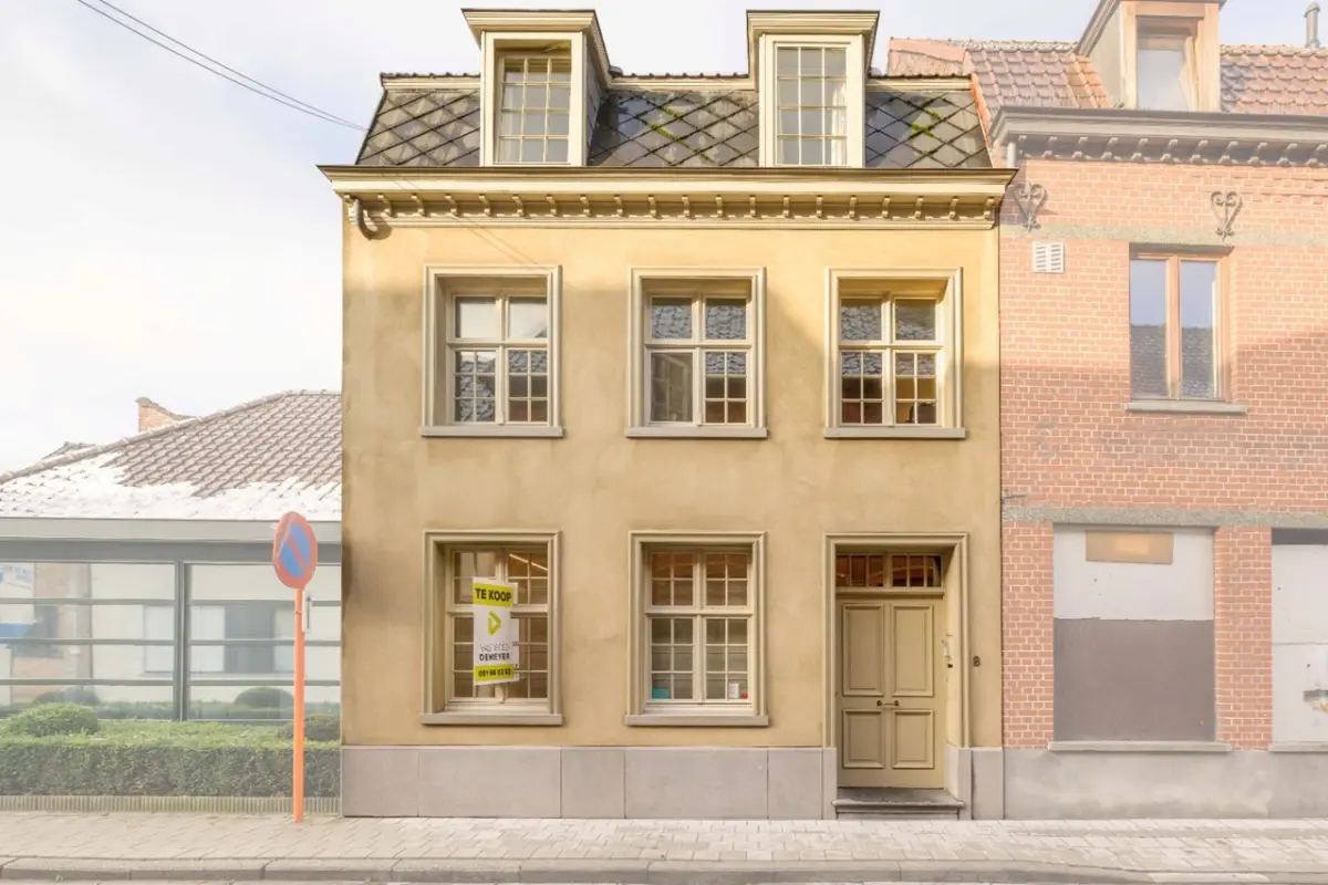 Herenhuis te  koop in Aarsele 8700 489000.00€ 3 slaapkamers 242.00m² - Zoekertje 633683