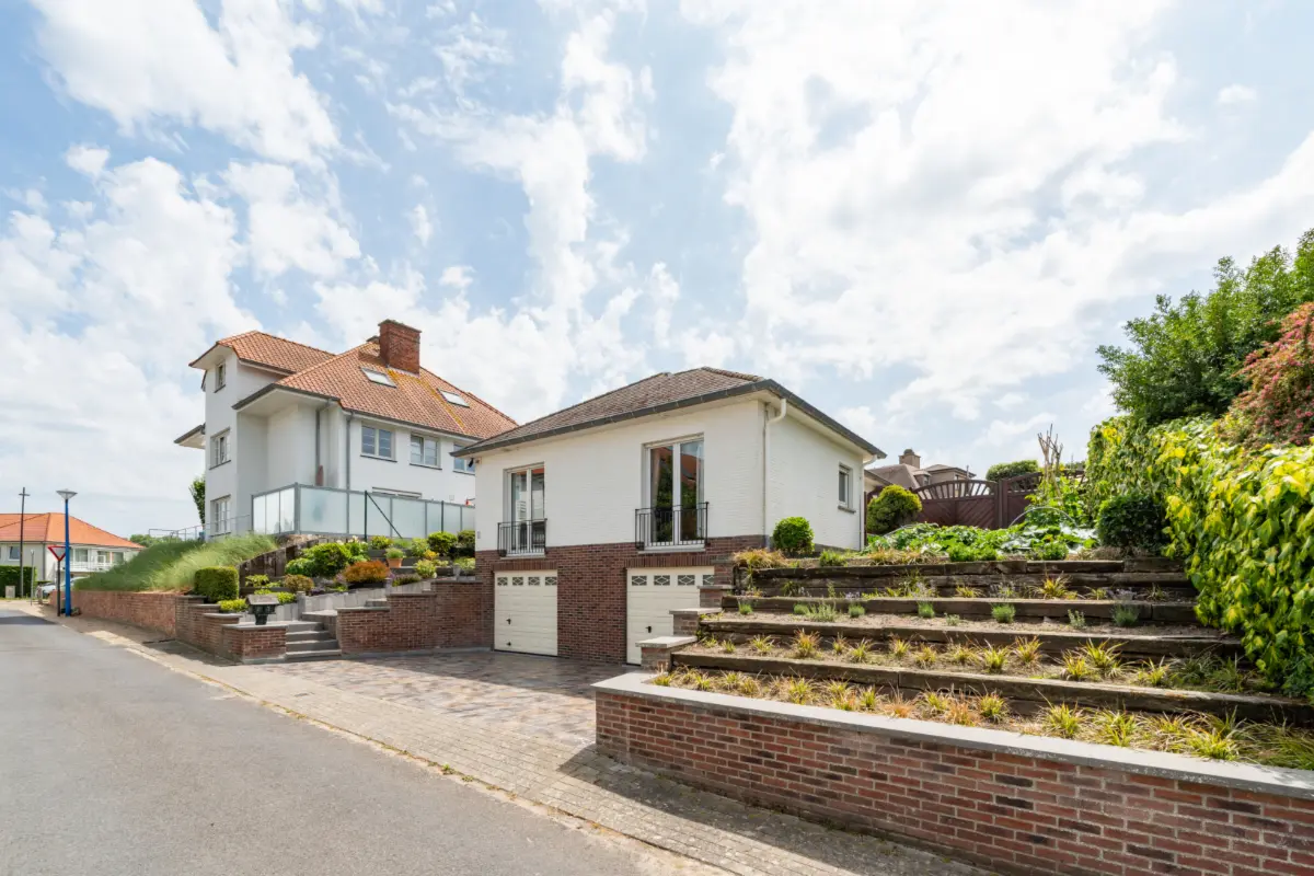 Villa te  koop in Koksijde 8670 615000.00€ 3 slaapkamers 180.00m² - Zoekertje 633707