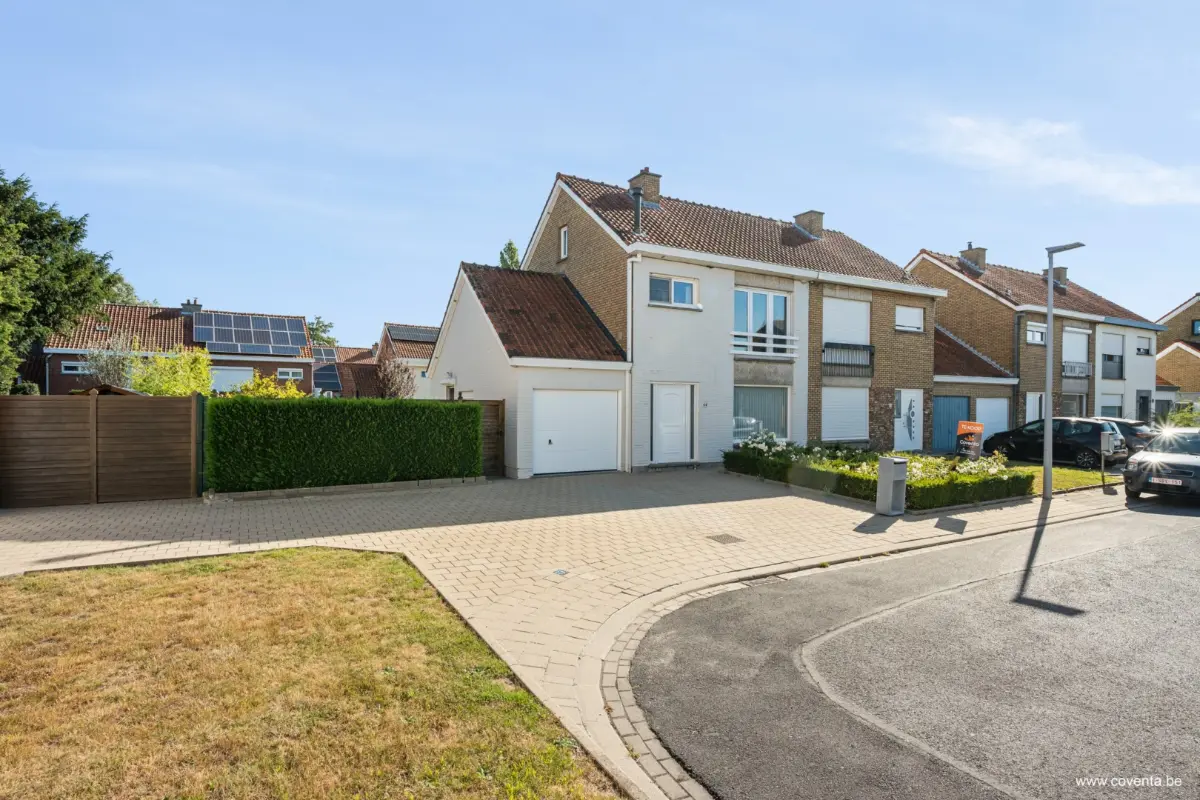 Huis te  in Roeselare 8800 249000.00€ 4 slaapkamers 149.00m² - Zoekertje 633828