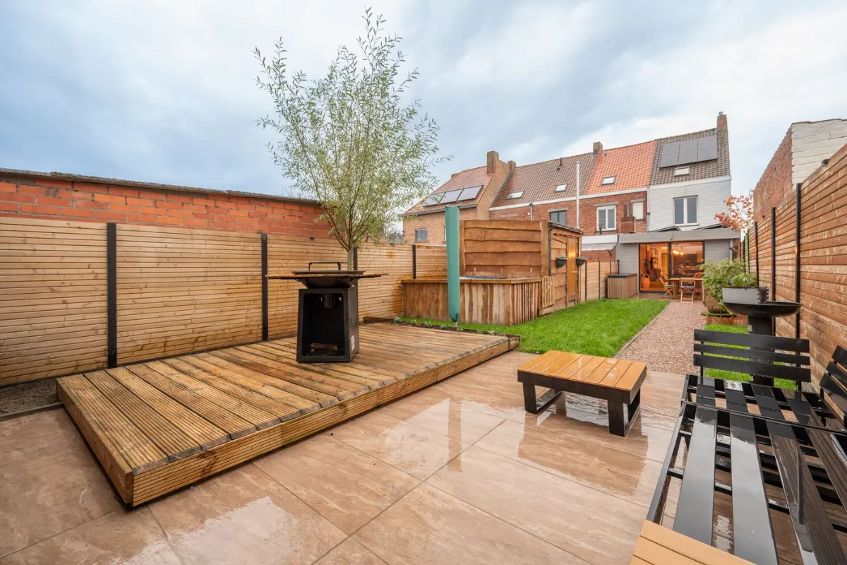 Huis te  koop in Brugge 8000 345000.00€ 3 slaapkamers 157.00m² - Zoekertje 634064