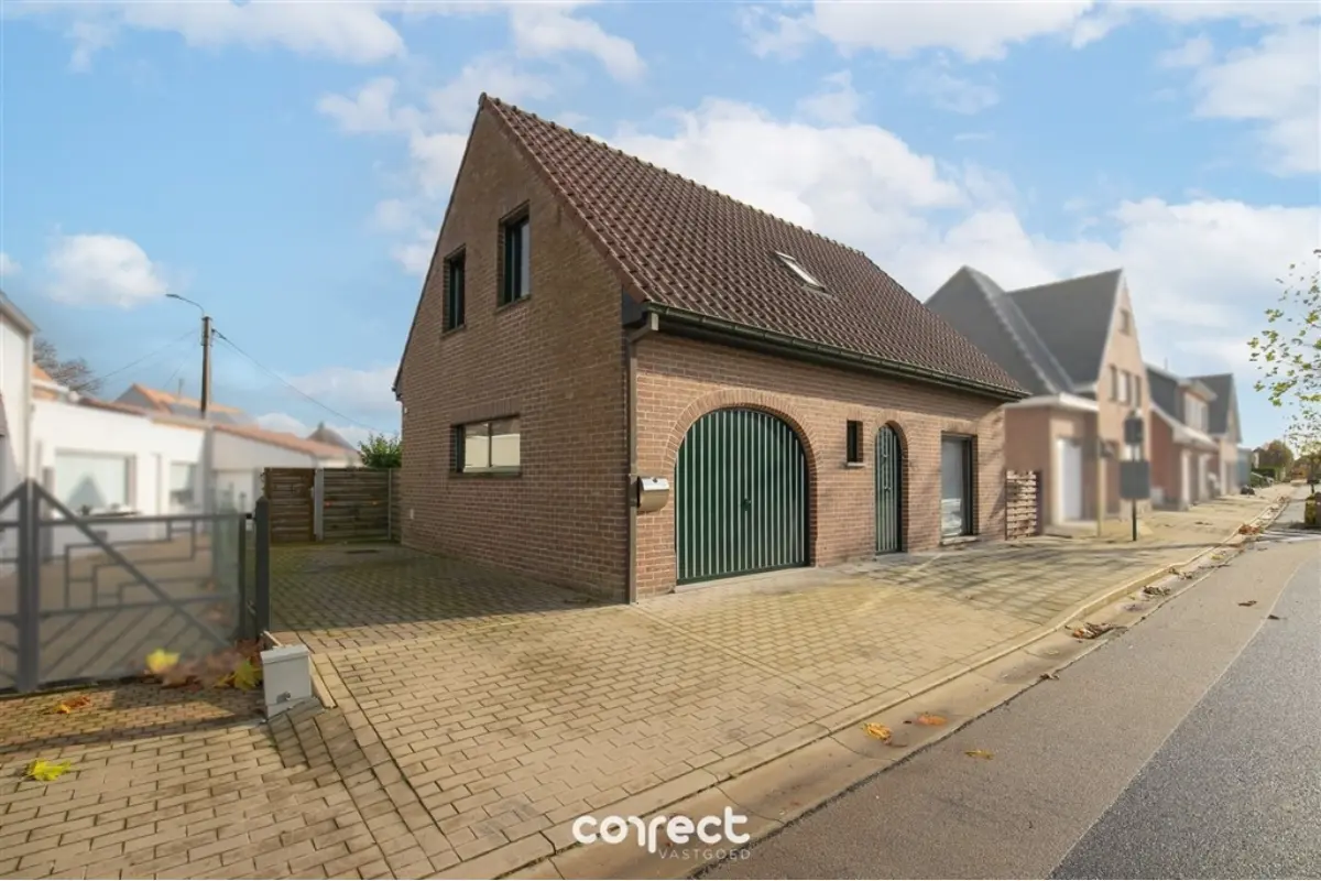 Huis te  koop in Eernegem 8480 349000.00€ 2 slaapkamers 141.00m² - Zoekertje 634616