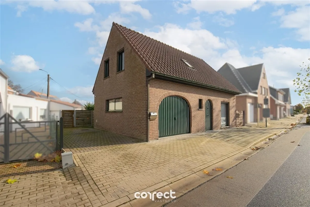 Huis te  in Eernegem 8480 349000.00€ 2 slaapkamers 141.00m² - Zoekertje 634616