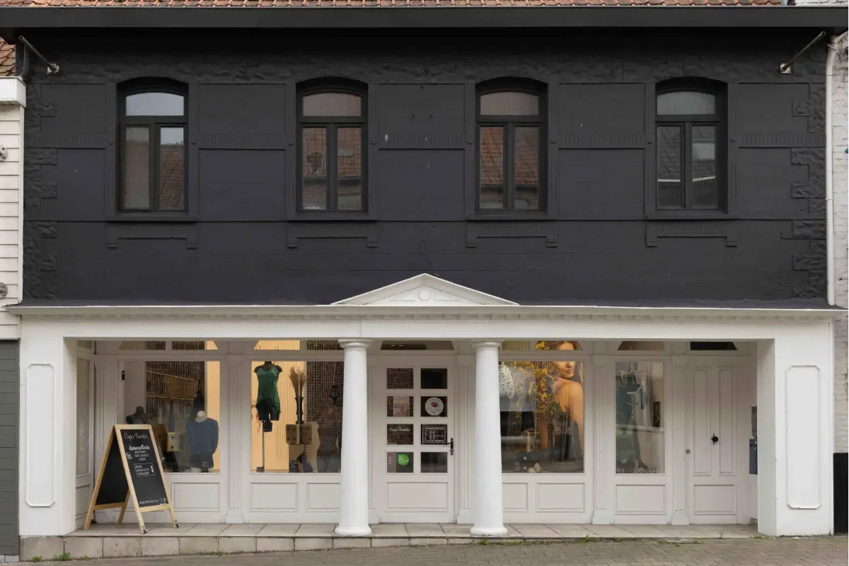 Handelszaak te  huur in Anzegem 8570 795.00€  slaapkamers 110.00m² - Zoekertje 634364